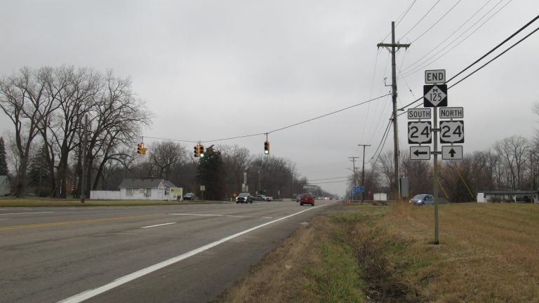 Monroe Street (M-125)