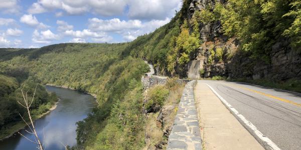 Upper Delaware Scenic Byway (Route 97)